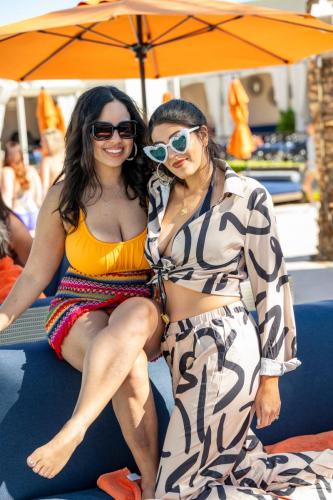 DAYLIGHT REVOLVE GIVEAWAY: Daylight Beach Club hosts the biggest Pool Party Giveaway, leaving the Vegas Day Club with $5,000 in revolve gift cards to handout to 3 lucky winners. Join the hottest Vegas Beach Club of the summer & win big!